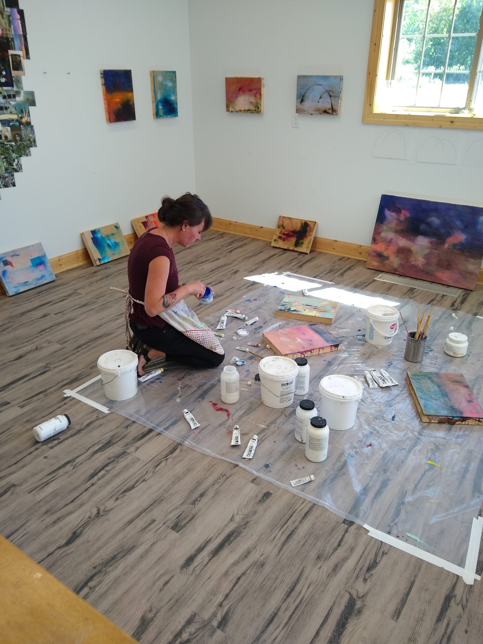 Heather Lamanno '19 during Art in Motion Residency